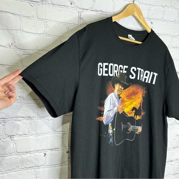 George Strait black short sleeve concert T-shirt - Picture 3 of 7